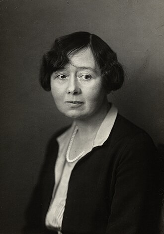 Cora Sandel