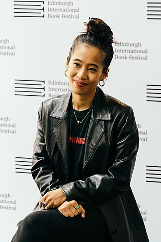 Elaine Castillo